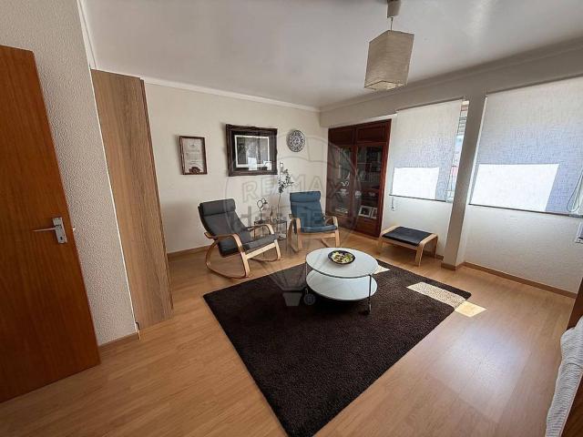 Apartamento, Sines