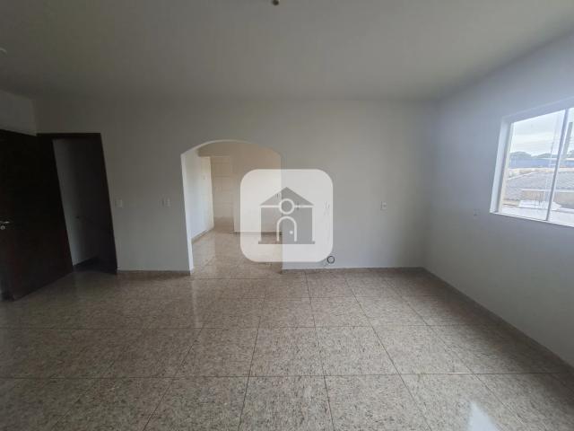 Apartamento sobrado para locação no bairro Martins