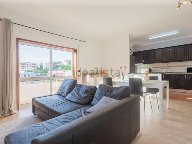 Apartamento, Sobreira