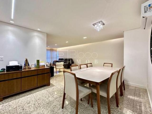 Apartamento SQN 303 Asa Norte 4 Quartos 3 Suítes 2 Vagas Andar Alto Nascente Vazado