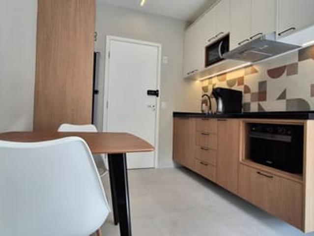 Apartamento Studio 1 Dorm 30m2 com Varanda sem vaga