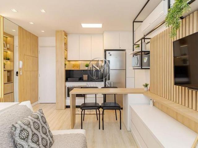 Apartamento Studio de Luxo no 18º Andar – New Life Curitiba
