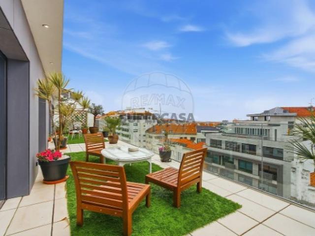 Apartamentoo T3 na Av. Loureço Peixinho