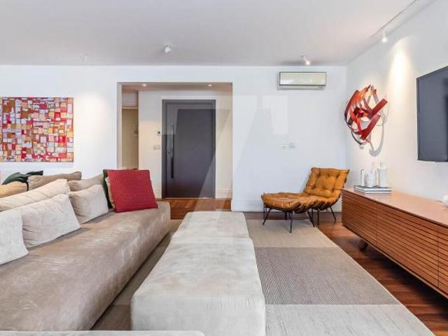 Apartamentoà venda em Alto de Pinheiros 265 m² 4 suítes