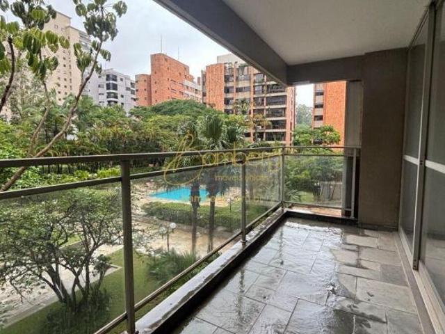 APARTAMENTOCOM 3 DORMITORIOS NO REAL PARQUE!