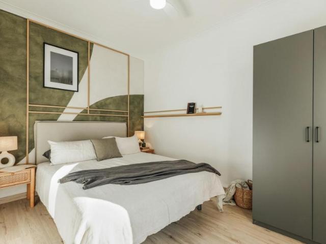 Apartamentos 3 Dormitorio Barcelona Barcelona ES99726083