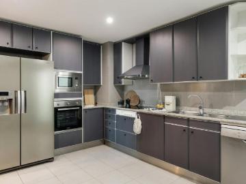 Apartamentos 3 Dormitorio Barcelona Barcelona ES100764952