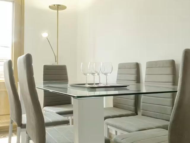 Apartamentos 3 Dormitorio Barcelona Barcelona ES100333884