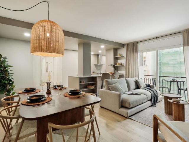 Apartamentos 3 Dormitorio Barcelona Barcelona ES101408524