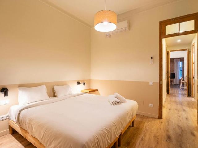 Apartamentos 3 Dormitorio Barcelona Barcelona ES102470469