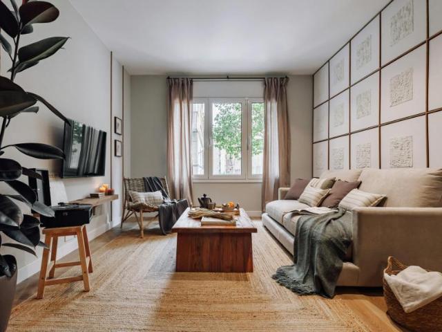Apartamentos 3 Dormitorio Barcelona Barcelona ES104507758