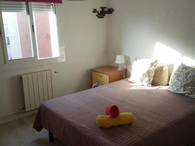 Apartamentos 3 Dormitorio Barcelona Barcelona ES104721538