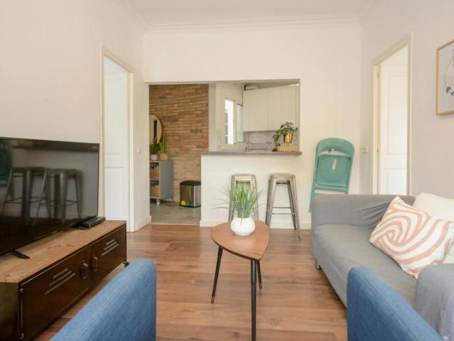 Apartamentos 3 Dormitorio Barcelona Barcelona ES104784537