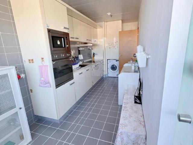 Apartamentos 3 Dormitorio L'Hospitalet De Llobregat L'Hospitalet De Llobregat ES105861017