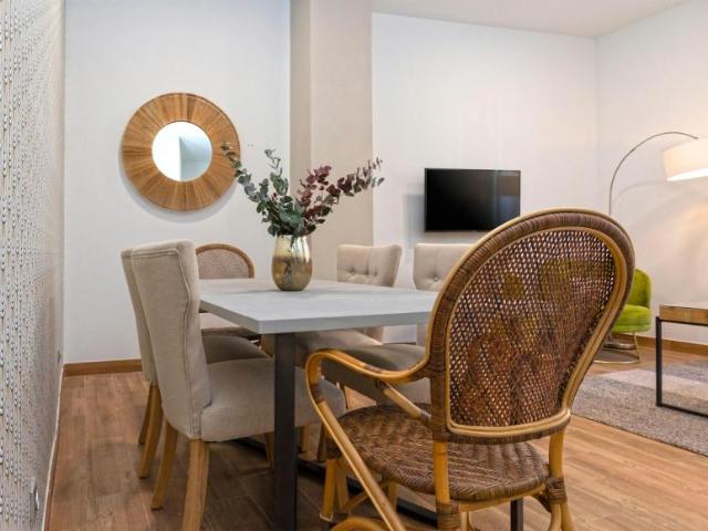 Apartamentos 3 Dormitorio Sevilla Sevilla ES104003205