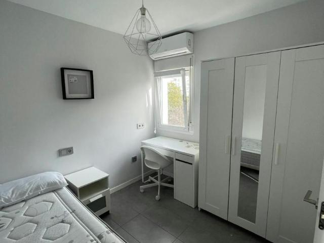 Apartamentos 3 Dormitorio Sevilla Sevilla ES105757229
