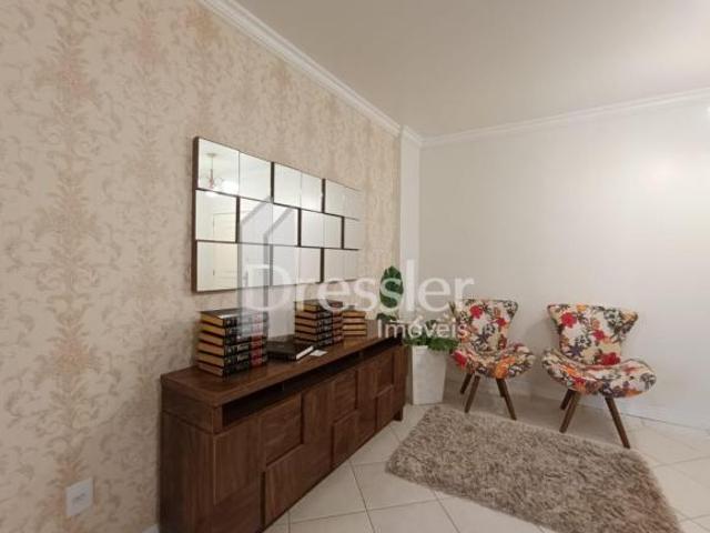 Apartamentos 3 dormitórios Centro