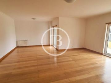 Apartamentos 3 quarto, Lisboa Cascais 2750 ES102467878