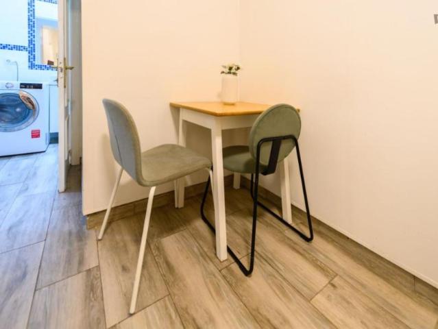 Apartamentos 2 Dormitorio Madrid Madrid ES105110510