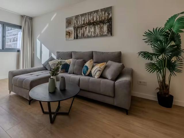 Apartamentos 2 Dormitorio Málaga Málaga ELS97881233