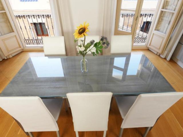 Apartamentos 2 Dormitorio Málaga Málaga ES77937335