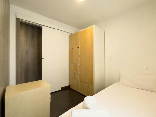 Apartamentos 2 Dormitorio Barcelona Barcelona ES103656716