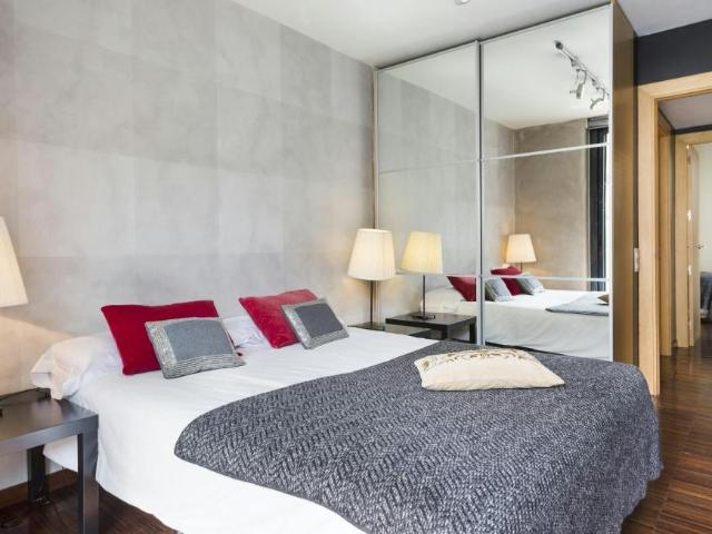 Apartamentos 2 Dormitorio Barcelona Barcelona ES104712275