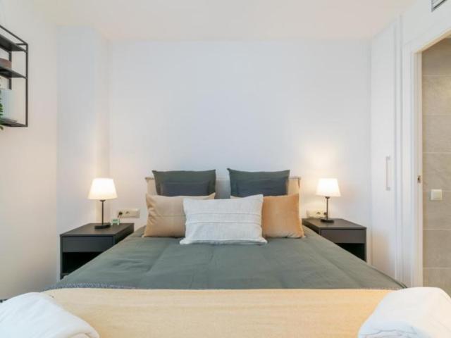 Apartamentos 2 Dormitorio Barcelona Barcelona ES104721382