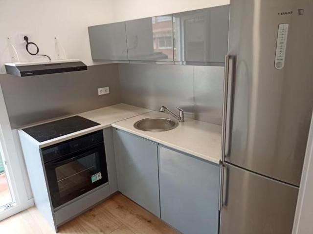 Apartamentos 2 Dormitorio Barcelona Barcelona ES104867721
