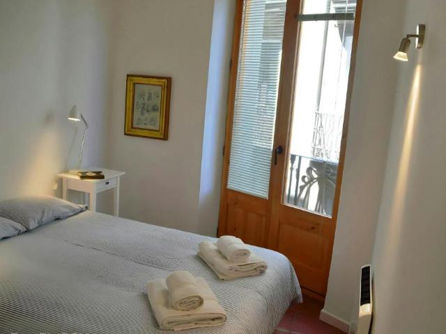 Apartamentos 2 Dormitorio Barcelona Barcelona ES104107768