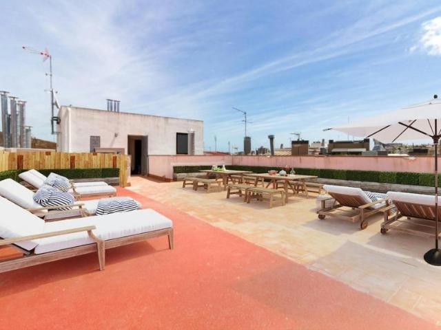 Apartamentos 2 Dormitorio Barcelona Barcelona ES104143861