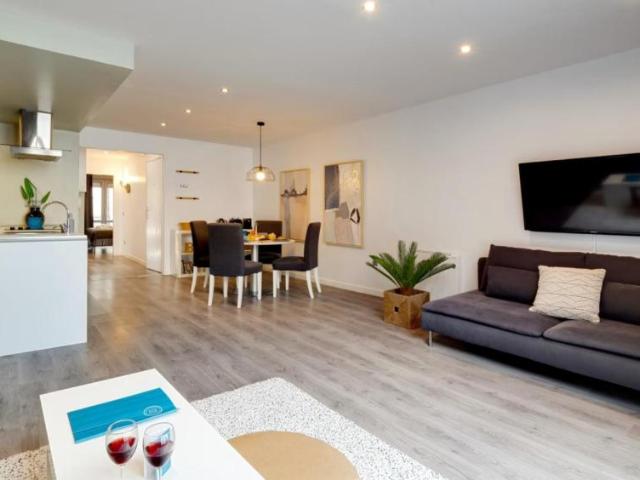 Apartamentos 2 Dormitorio Barcelona Barcelona ES106076170