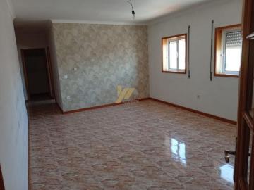 Apartamentos 2 quarto, Aveiro Oliveira de Azeméis 3720 DS98631886