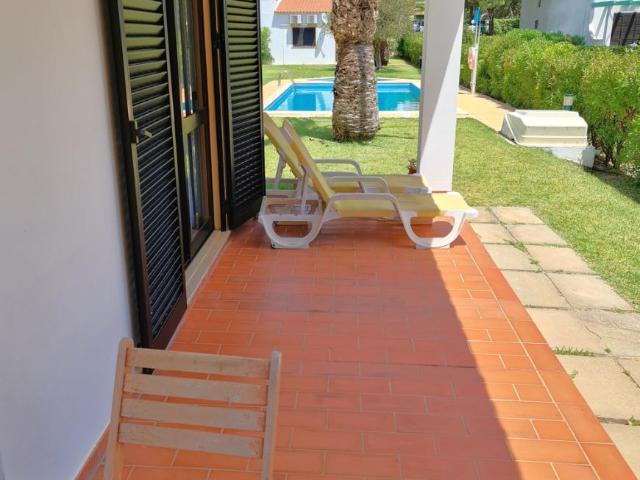 Apartamentos 2 quarto, Olhos de Água Olhos de Água ES77948866