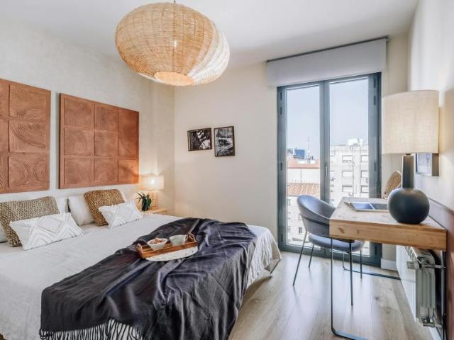 Apartamentos 4 Dormitorio Madrid Madrid ES104682767
