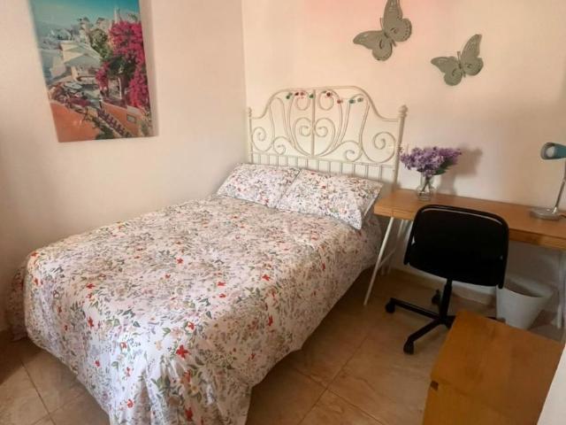 Apartamentos 4 Dormitorio Málaga Málaga ES104324426