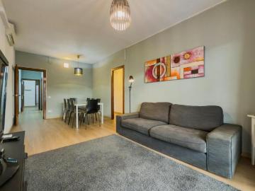Apartamentos 4 Dormitorio Barcelona Barcelona ES100718014