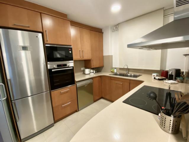Apartamentos 4 Dormitorio Barcelona Barcelona ES105360720