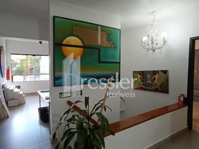 Apartamentos 4 dormitórios Centro