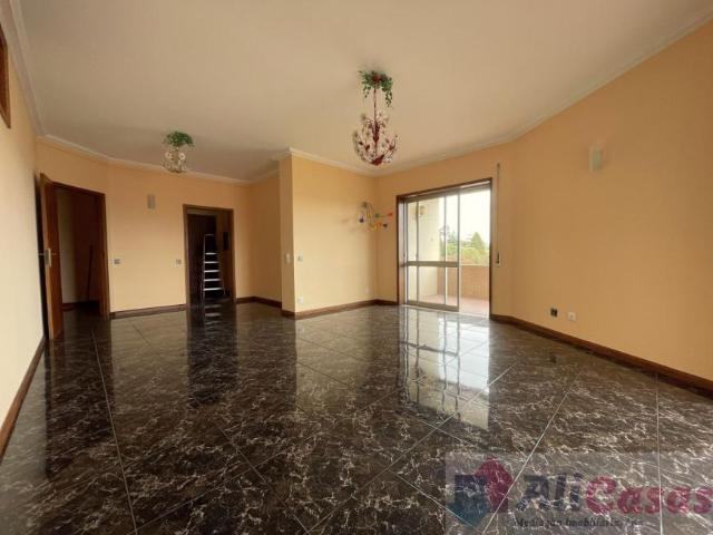 Apartamentos 4 quarto, Aveiro Ovar 3885 ES103379863