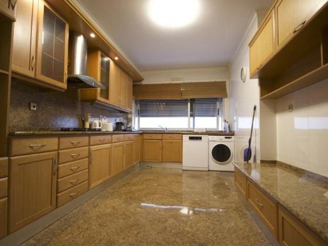 Apartamentos 4 quarto, Lisbon Lisbon DS100950972