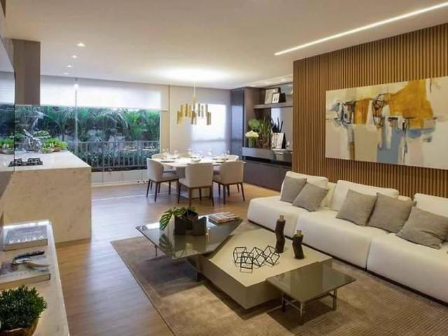 Apartamentos à venda no Centro, Curitiba | 2 quartos com 106 m²