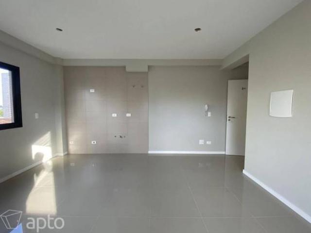 Apartamentos à venda no Centro, Curitiba | Studio com 27 m²