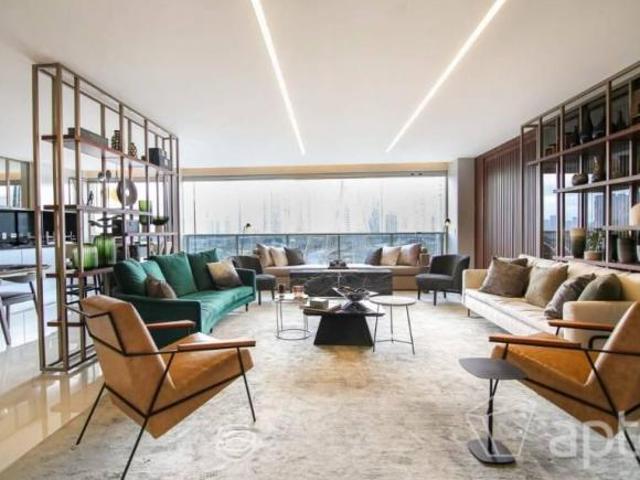 Apartamentos à venda em Cidade Jardim, São Paulo | 3 quartos com 233 m²