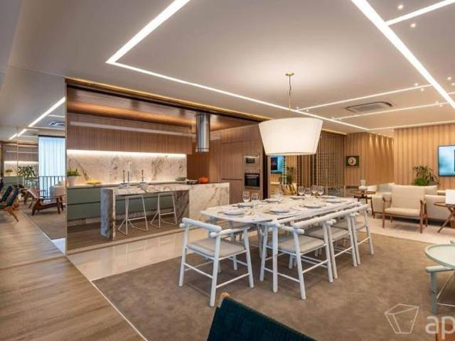 Apartamentos à venda em Setor Bueno, Goiânia | 4 quartos com 245 m²