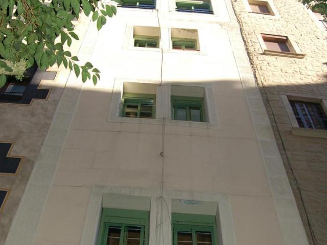 Apartamentos Barcelona Barcelona ES104364955
