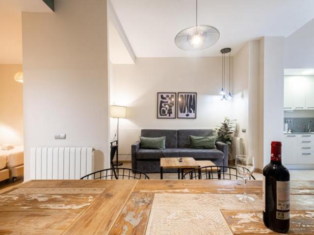 Apartamentos Barcelona Barcelona ES104754819