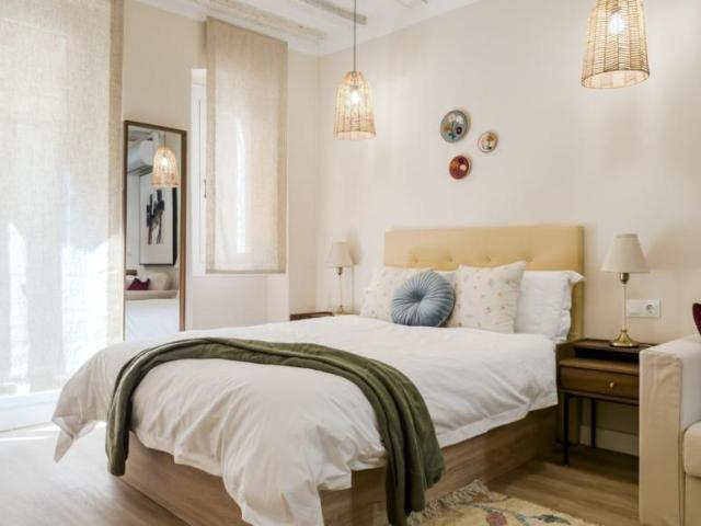 Apartamentos Barcelona Barcelona ES104880205