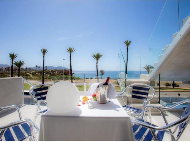 ?APARTAMENTOS BUENDIA,TU PARAISO PARA DISFRUTAR EL INVIERNO MIRANDO AL MAR ?
