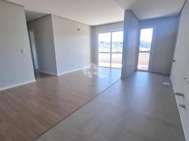 Apartamentos de dois dormitórios no bairro Santa Catarina